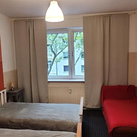 Elena Flat Lilie, Zentrum Centro Westfield *