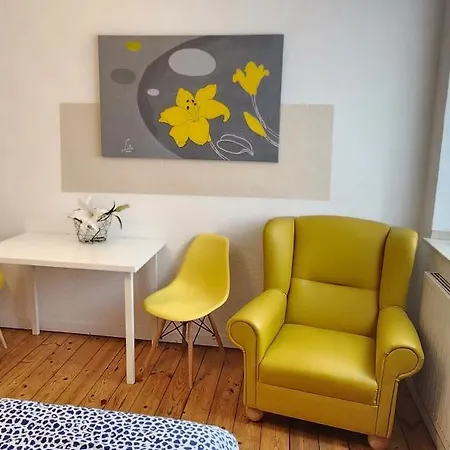 Elena Flat Lilie, Zentrum Centro Westfield דירה