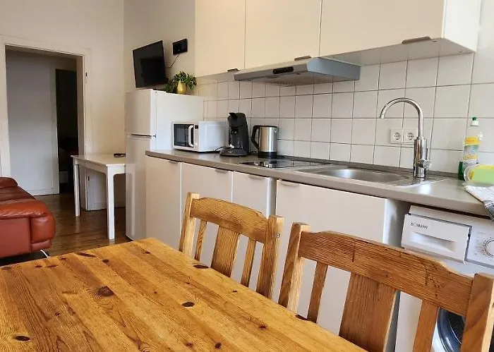 Elena Flat Lilie, Zentrum Centro Westfield * Oberhausen (North Rhine-Westphalia)